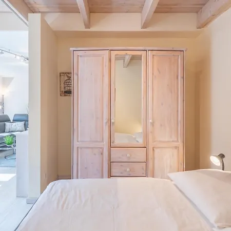 Altstadtstuebchen * Husum (Schleswig-Holstein)